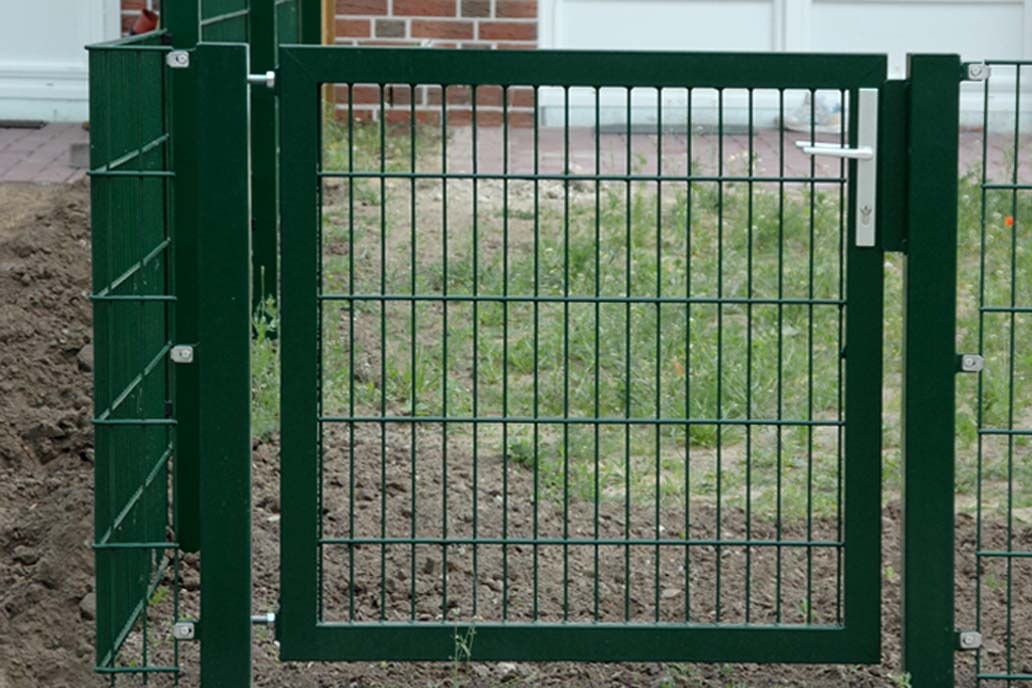 Hamburgtor 1-flg. Moosgrün