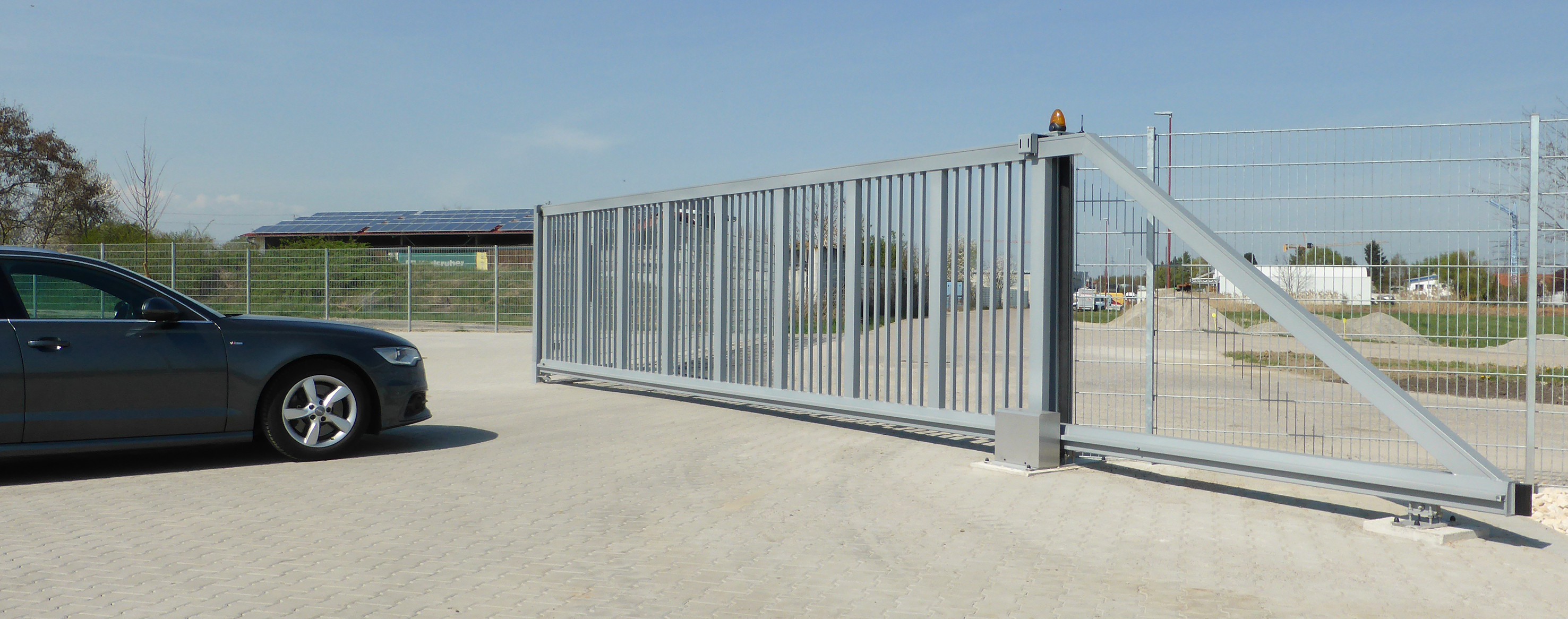 Freitragendes Schiebetor Deluxe