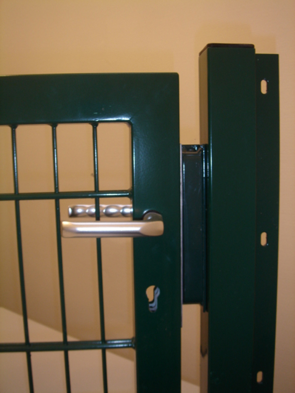 Kombitor 1-flg. Moosgrün