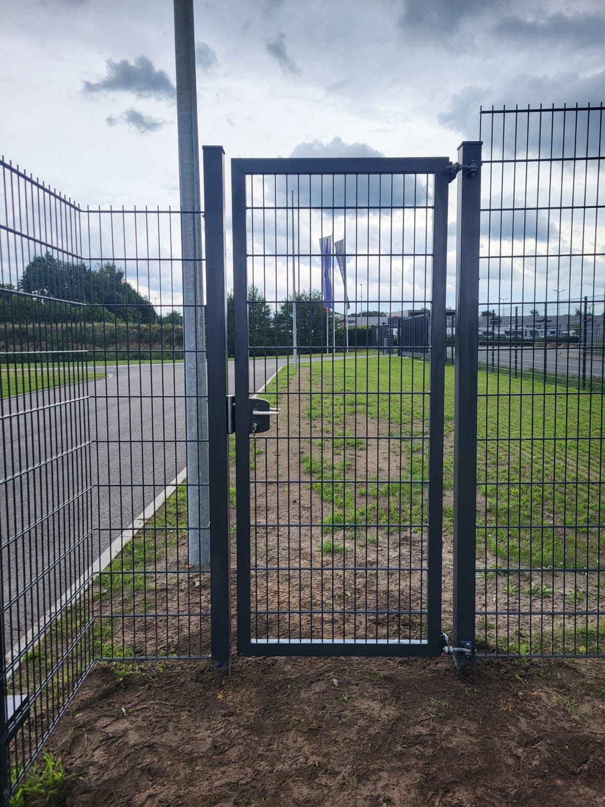 Kombitor 1-flg. Anthrazitgrau